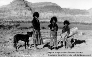 Young Navajo traders 1940